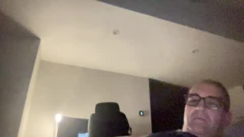 jisterz2 online show from July 27, 4:43 am