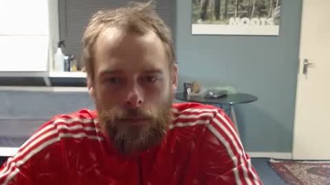 JamesJan van Rebel online show from December 18, 2:07 am