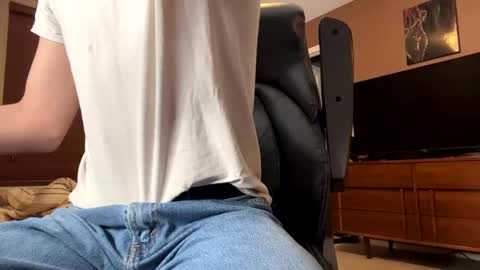 jjjjjfive online show from February 18, 4:04 am