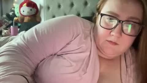 Wifey online show from June 4, 7:14 am