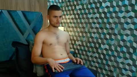  Joao online show from April 28, 2:27 am