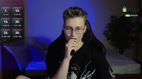 Snapshot of joan_night chatting on September 10, 6:20 pm J online show from September 10, 6:20 pm