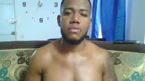 JOAN SAENZ online show from January 11, 12:00 pm