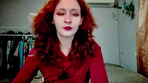 Joannatompson online show from January 18, 12:52 am