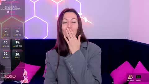 Joan online show from December 4, 1:27 am