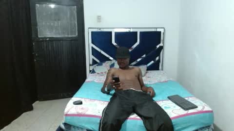 joao_leao online show from September 30, 1:27 am