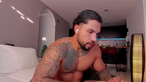 joe_esthetic online show from December 3, 9:48 pm