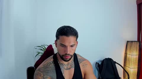 joe_esthetic online show from November 15, 2:13 am