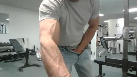 joe_smith5679 online show from December 19, 9:10 pm