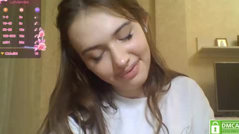 Jennifer online show from May 13, 9:13 pm