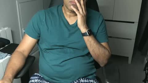 joeshades21 online show from January 26, 8:34 pm