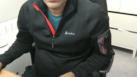 joeshades21 online show from March 11, 9:24 am