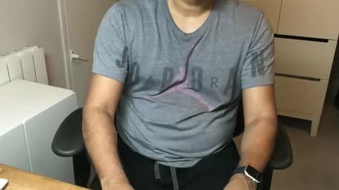 joeshades21 online show from January 19, 8:41 pm