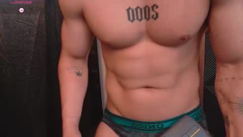 Johan Williams online show from May 6, 11:44 pm