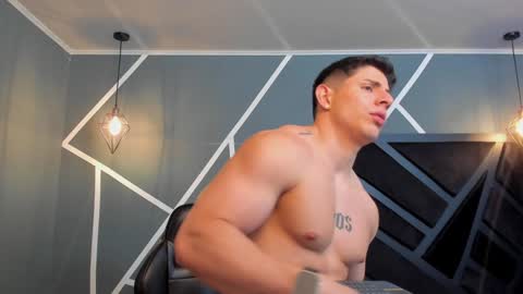 Johan Williams online show from December 29, 12:52 am