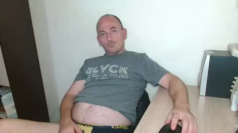 Johan online show from December 5, 5:11 pm