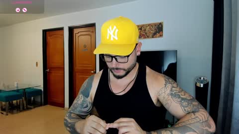 King -    online show from February 3, 11:05 pm