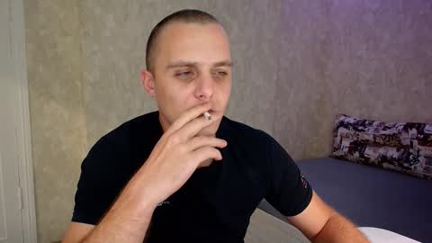 Snapshot of john_3019 chatting on October 12, 7:05 pm John online show from October 12, 7:05 pm