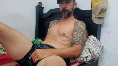 Snapshot of john_balthor chatting on January 25, 2:47 pm   online show from January 25, 2:47 pm