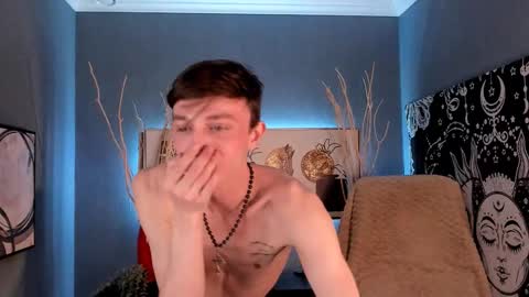 Snapshot of john_weasley chatting on February 25, 2:25 am John online show from February 25, 2:25 am