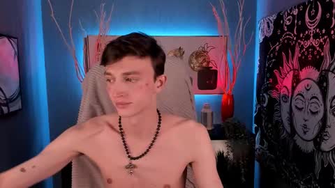 Snapshot of john_weasley chatting on February 18, 2:59 am John online show from February 18, 2:59 am