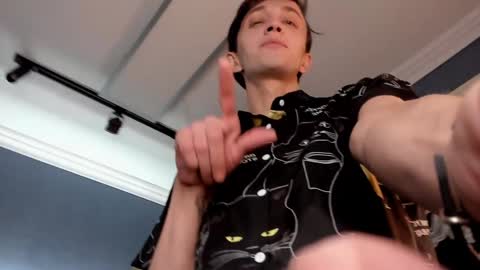 Snapshot of john_weasley chatting on January 20, 8:29 pm John online show from January 20, 8:29 pm