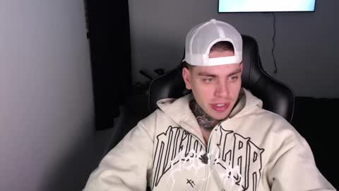 JAXX online show from February 3, 3:04 am