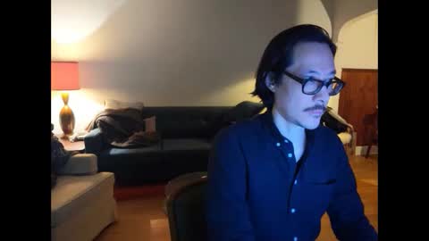 Johnee online show from March 21, 8:19 am