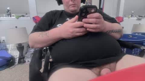 johnfernandez784 online show from July 1, 1:42 pm