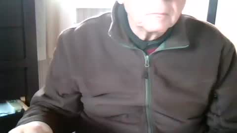 johnjohn6226 online show from December 20, 1:51 pm