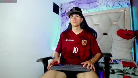 johnny_cagee online show from March 31, 3:40 am