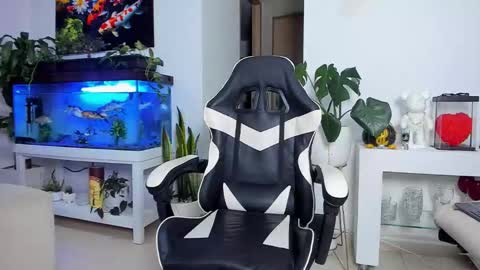 JOHNNY online show from November 4, 12:23 am