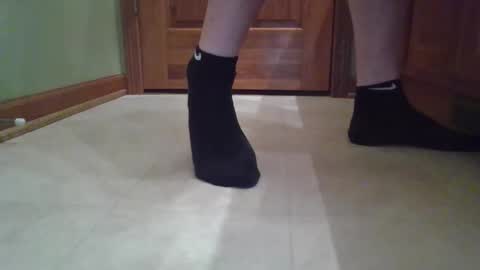 Johnny online show from April 10, 7:13 am