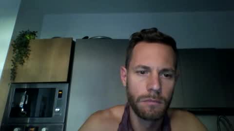 jojo19844 online show from September 19, 12:20 pm