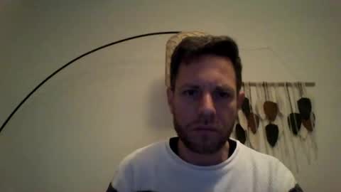 jojo19844 online show from February 21, 10:46 pm