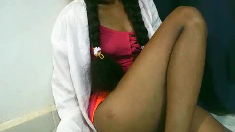 joliekah27 online show from February 1, 7:44 pm