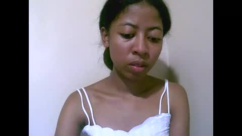 joliekah27 online show from May 4, 10:49 pm