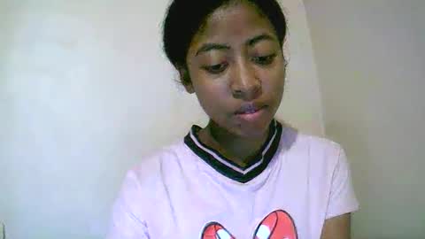 joliekah27 online show from May 16, 10:36 am