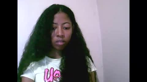 joliekah27 online show from May 7, 7:37 am