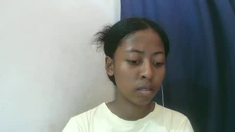 joliekah27 online show from February 17, 8:46 am