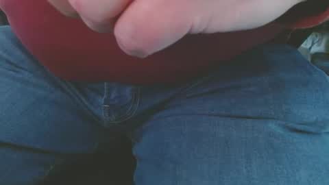 joncpics online show from December 5, 7:55 pm