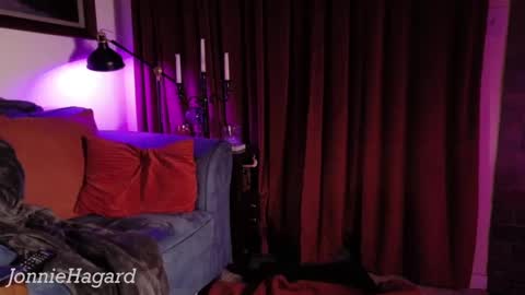 Jonnie Hagard online show from September 25, 5:14 am