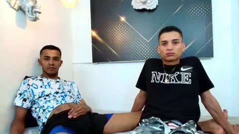 jordanandandrew online show from September 12, 9:06 pm