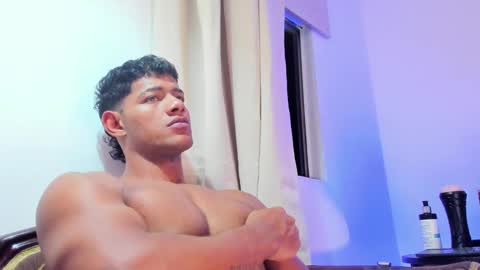 JordanParis online show from October 20, 7:13 am