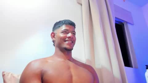 JordanParis online show from November 7, 4:48 am