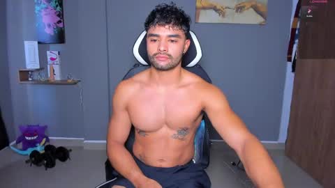JordanRossie online show from May 18, 12:11 pm
