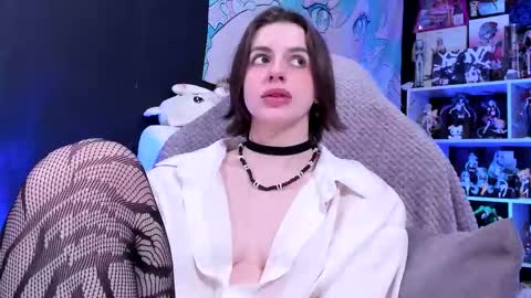 Rose online show from March 21, 5:39 pm