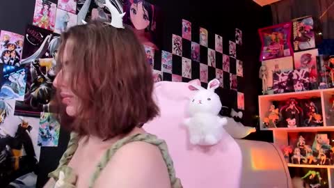 Rose online show from December 21, 4:57 pm