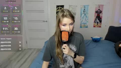 Mila online show from October 10, 7:03 am