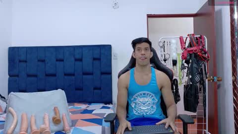 jose_rumbero91 online show from January 11, 12:33 pm